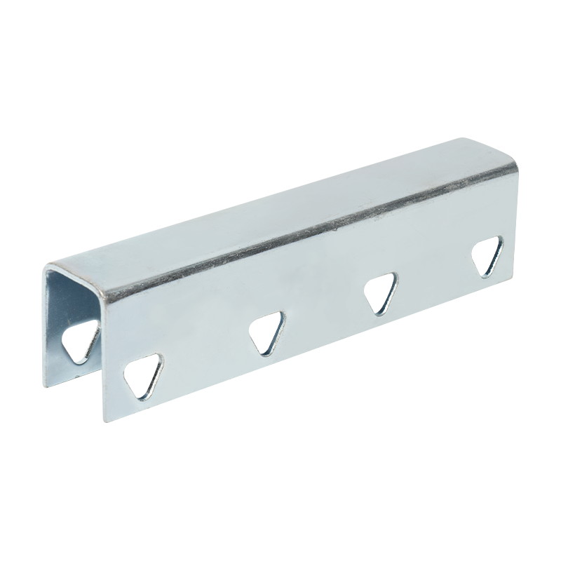 Conector cuadrado de acero